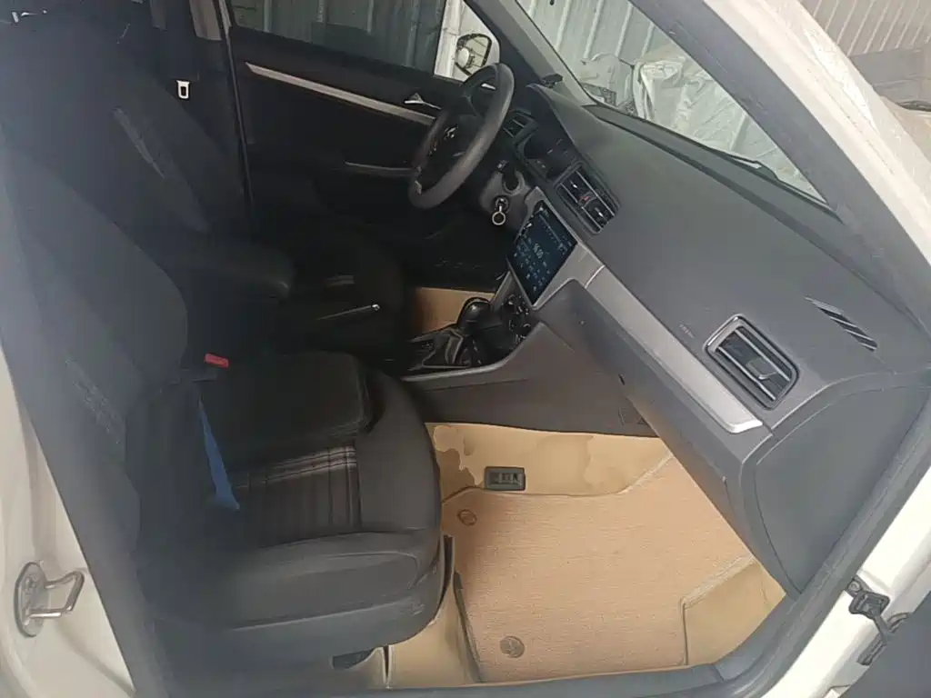 Volkswagen Lavida — миниатюра 25