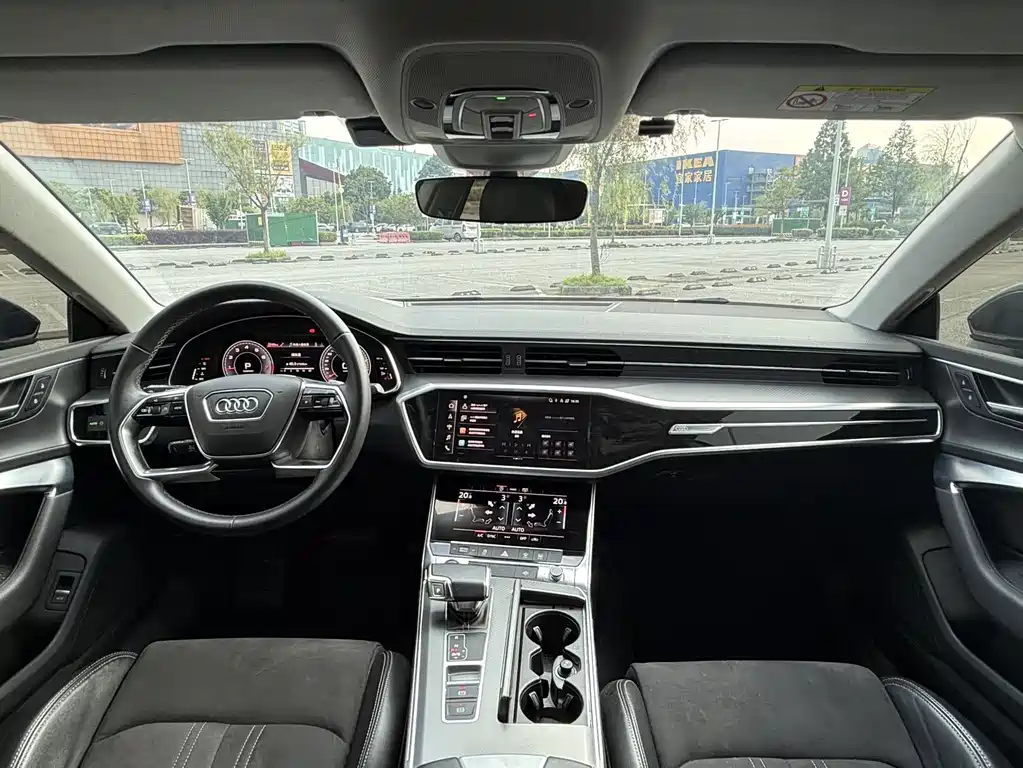 Audi A7L 2024 45TFSI S-line