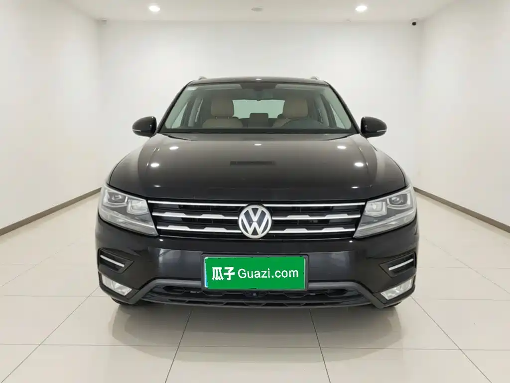 Volkswagen Tiguan L — миниатюра 2