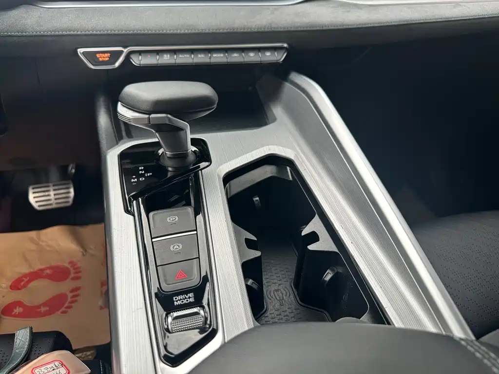Geely Preface 2023 2.0TD Luxury
