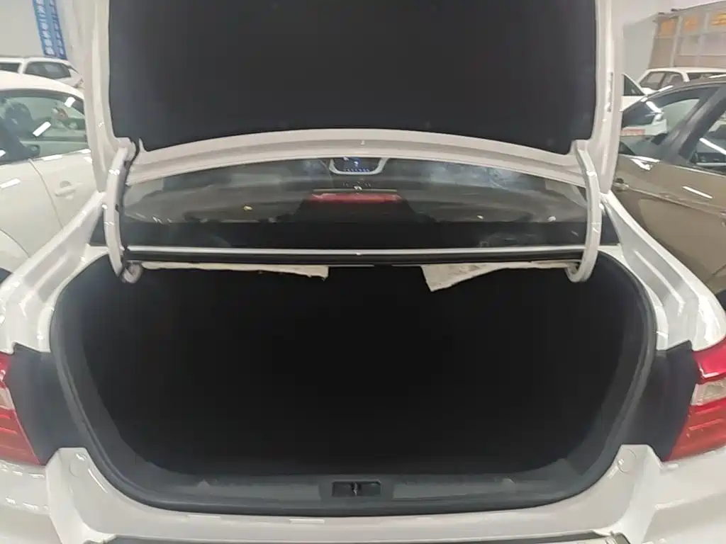 Geely Vision — миниатюра 19