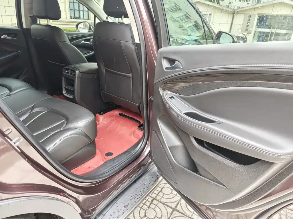 Buick Envision Plus — миниатюра 9