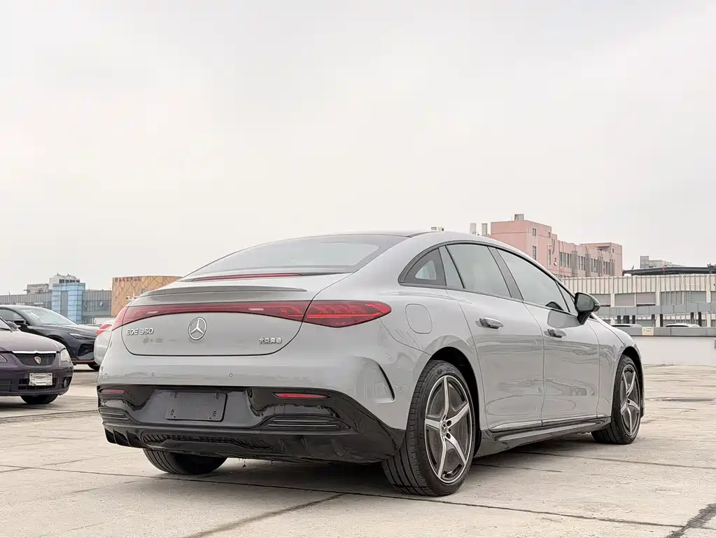 Mercedes-Benz EQE — миниатюра 4