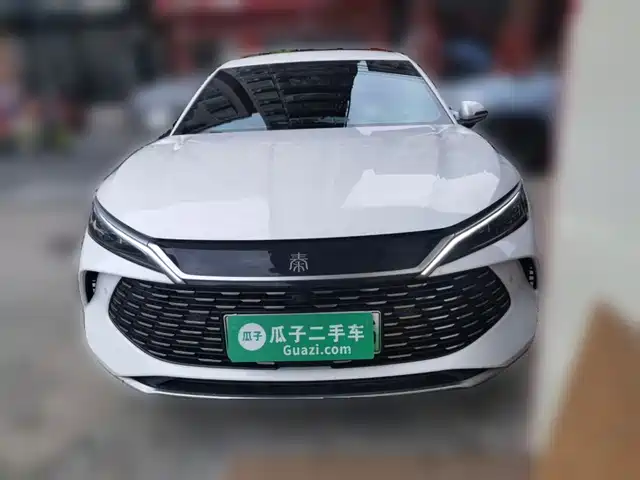 2025 BYD Qin