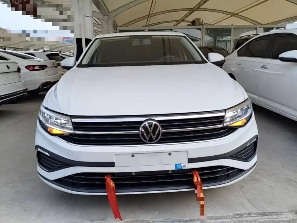 Volkswagen Bora 2025 200TSI DSG