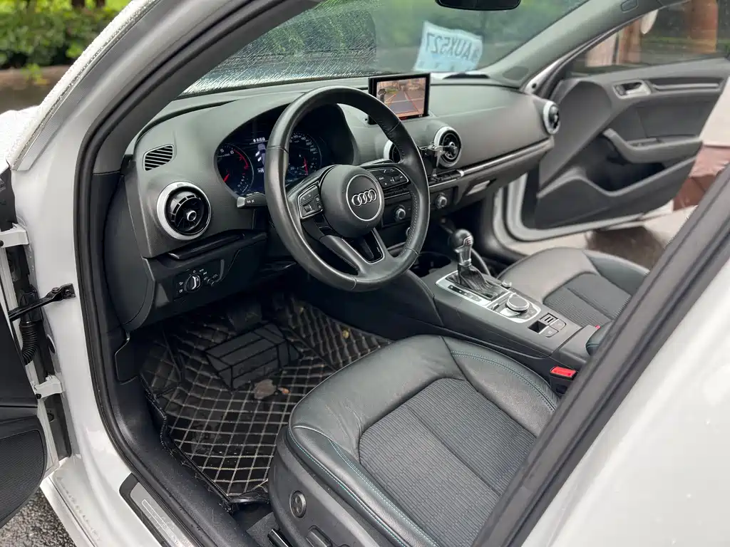 Audi A3 2018 30 Sportback 35 TFSI Fashion