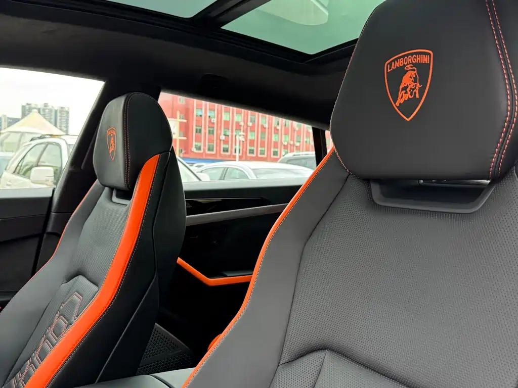 Lamborghini Urus SE 2025 4.0T Standard