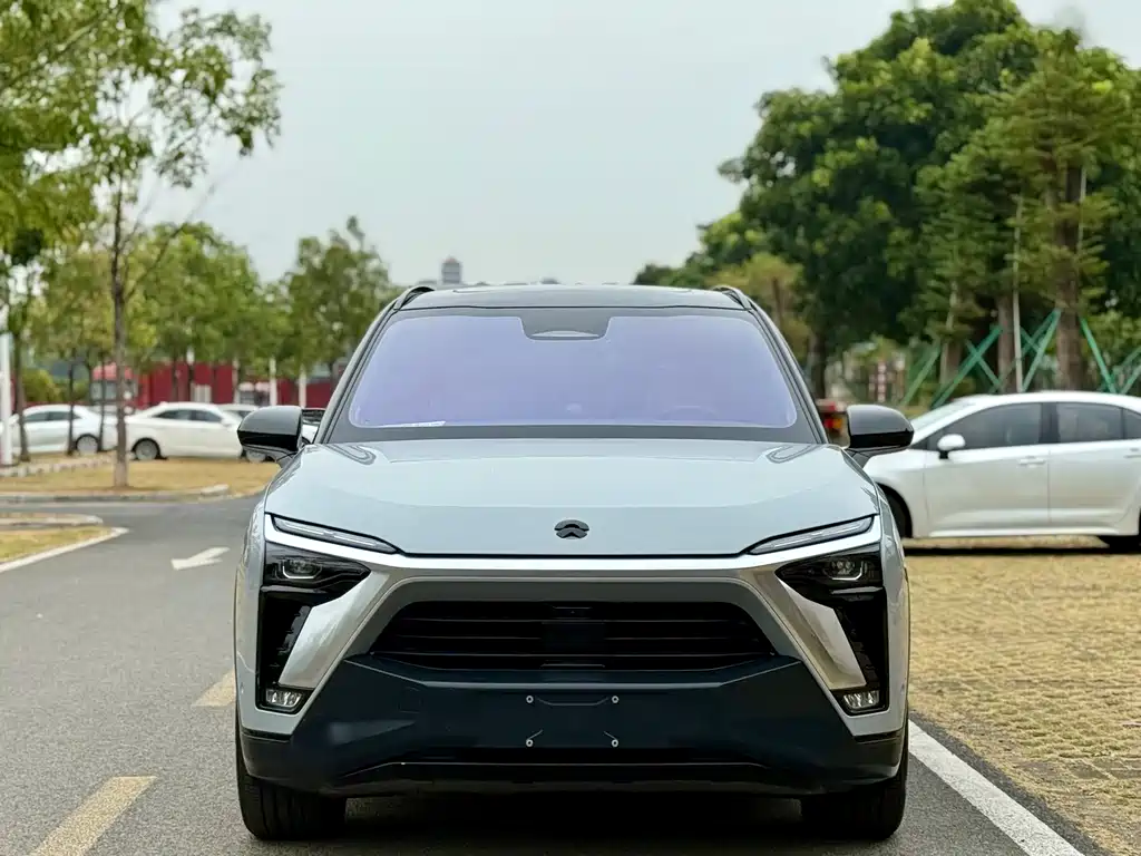 NIO NIO ES8