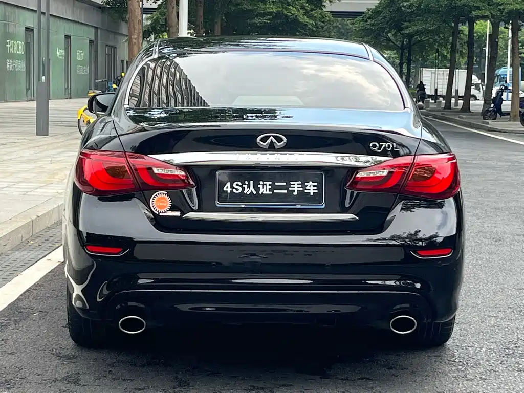 Infiniti Q70 2017 Q70L 2.5L Enjoy