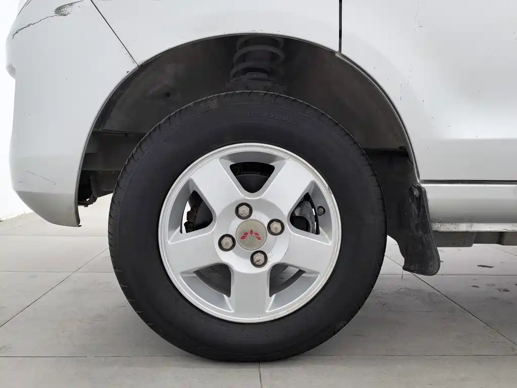 Wuling Zhiguang — миниатюра 17