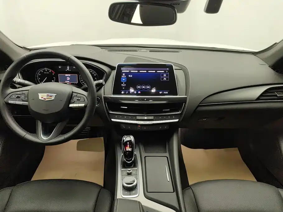 Cadillac CT5 — миниатюра 12