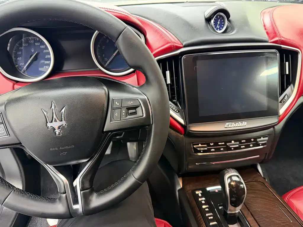 Maserati Ghibli — миниатюра 7