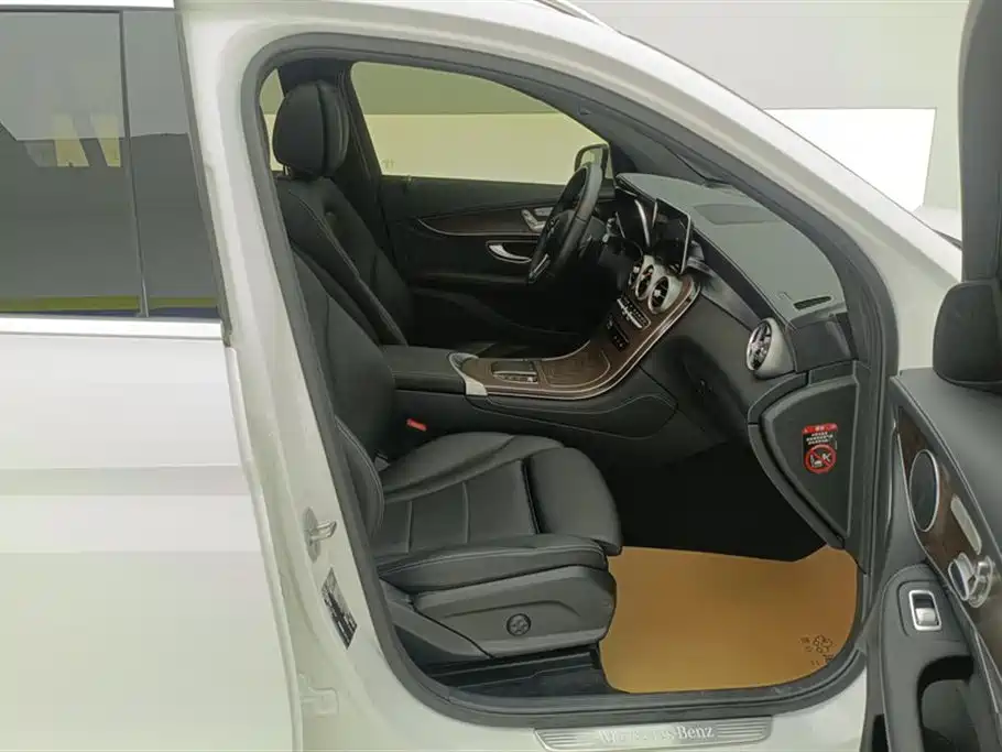 Mercedes-Benz GLC 2020 GLC 260 L 4MATIC Luxury