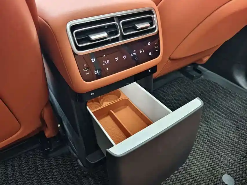 Li Auto Li L7 — миниатюра 11