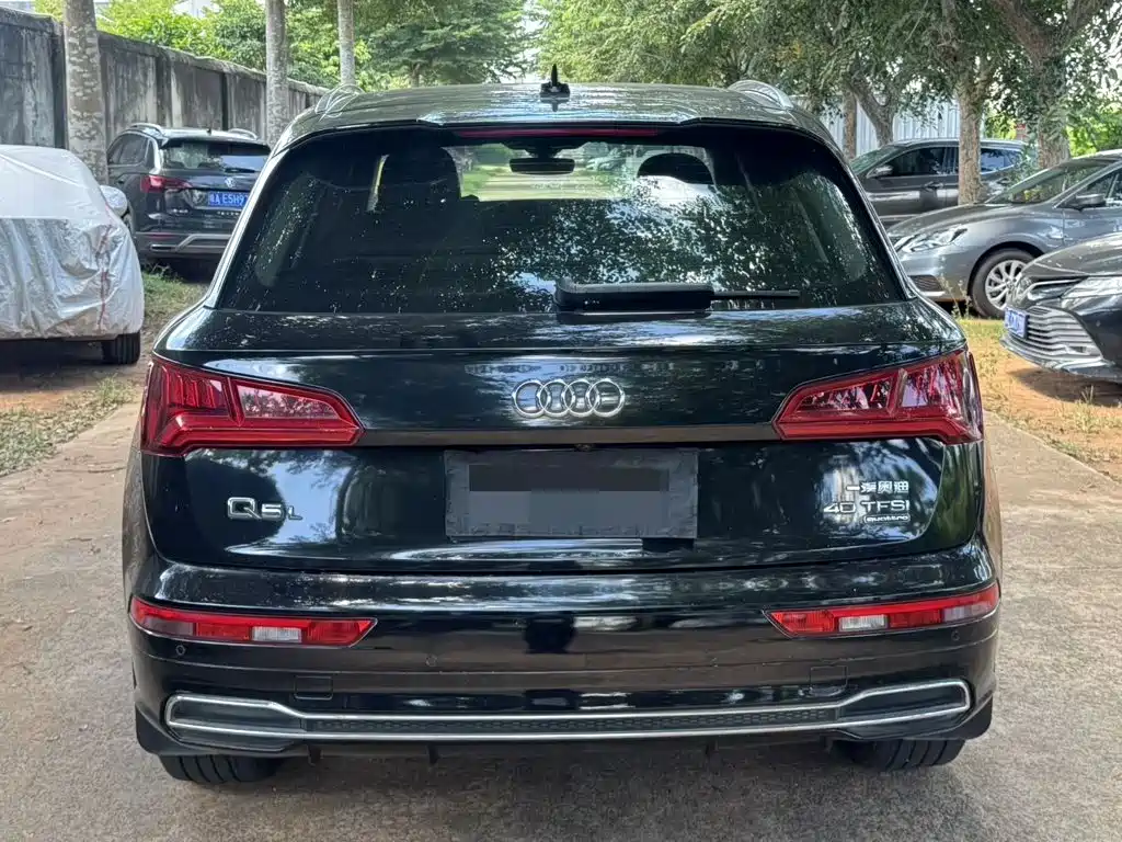Audi Q5L — миниатюра 8