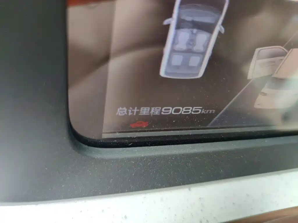 Wuling MINIEV — миниатюра 8