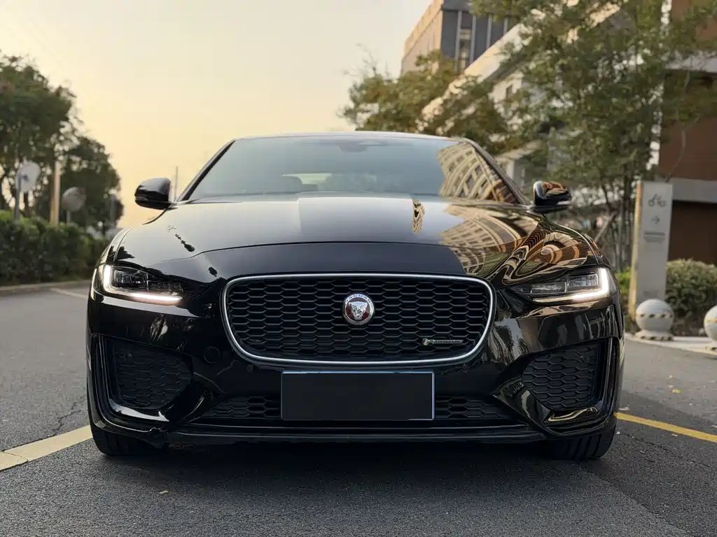 Jaguar XEL 2023 2.0T 250PS R-DYNAMIC S Sport