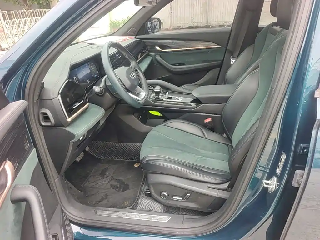 Geely Xingyue L — миниатюра 15
