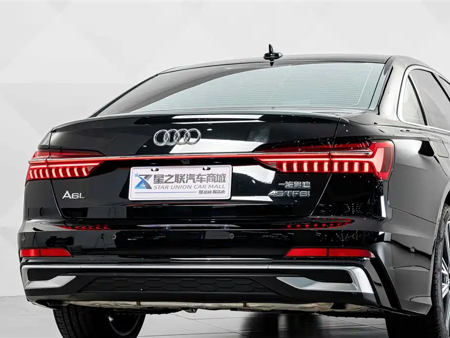 Audi A6L 2025 45 TFSI +