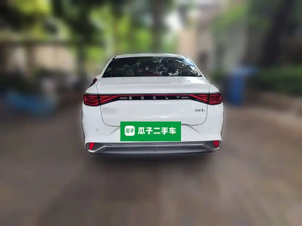 Geely Emgrand L — миниатюра 3