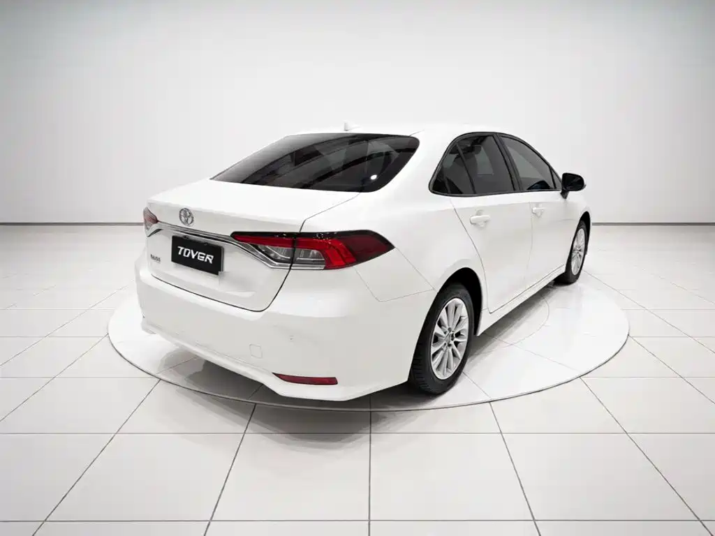 Toyota Corolla — миниатюра 6