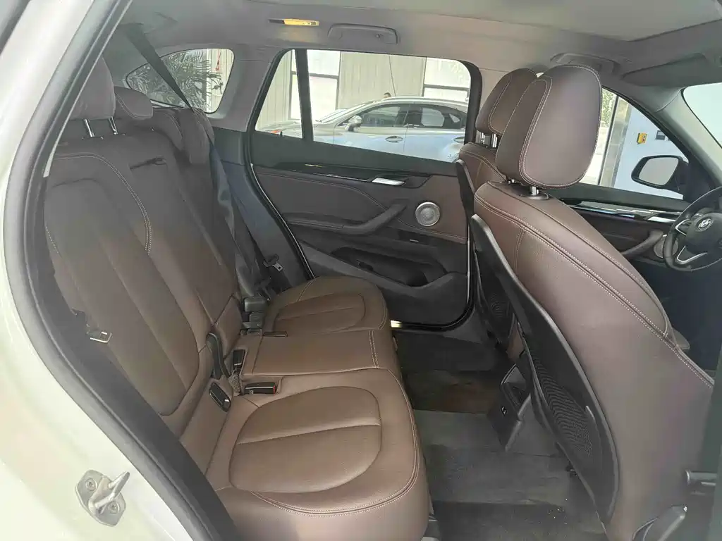 BMW X1 — миниатюра 22