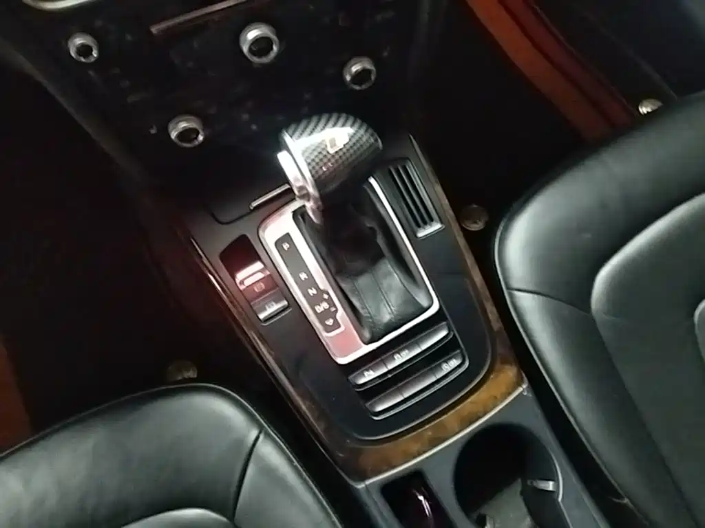 Audi A4L 2015 35 TFSI AT Comfort