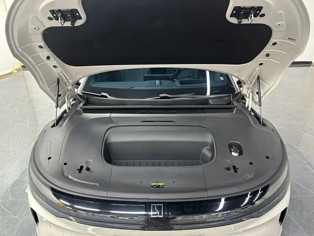 Zeekr Крайний Криптон 007 GT — миниатюра 12