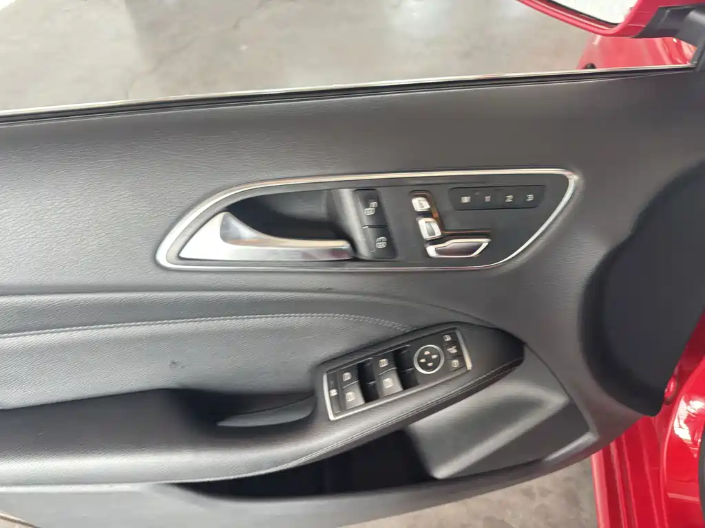 Mercedes-Benz B-Class — миниатюра 20