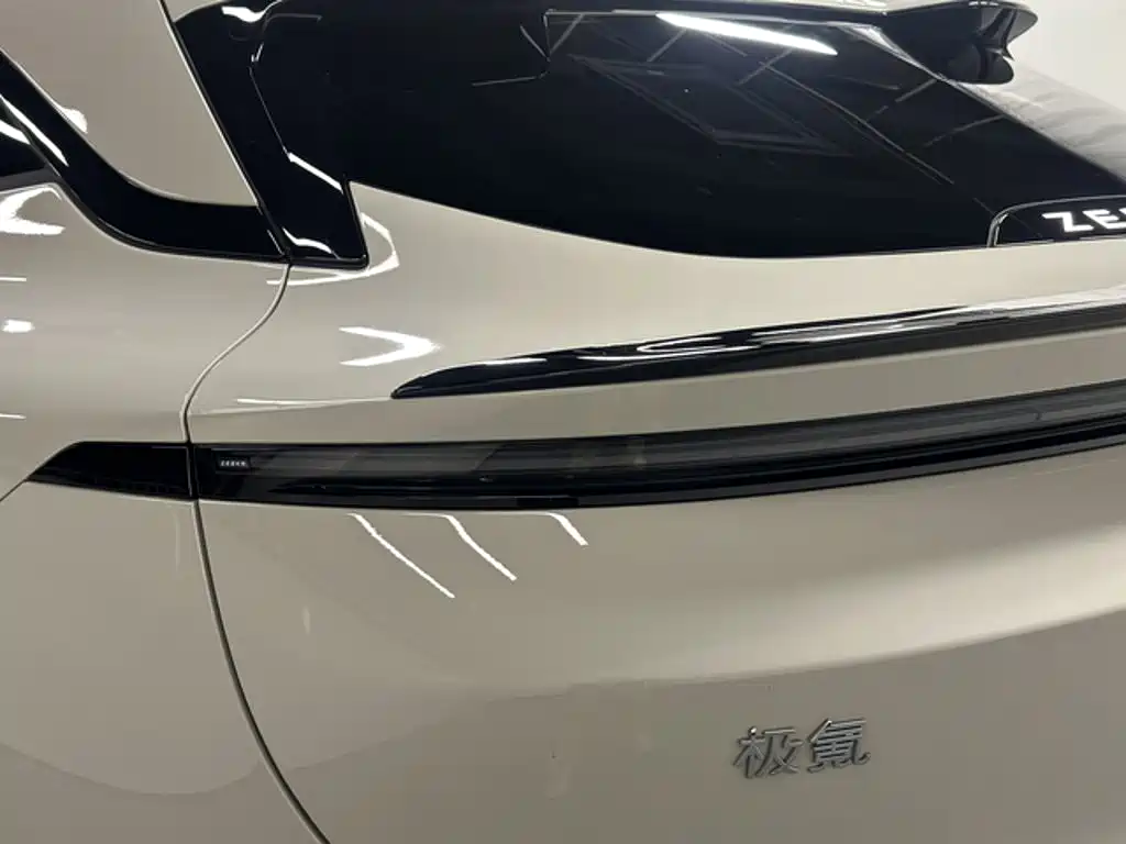 Zeekr Крайний Криптон 007 GT — миниатюра 10