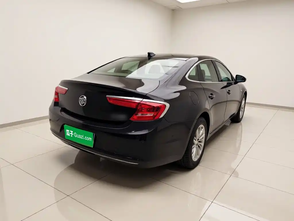 Buick LaCrosse — миниатюра 4