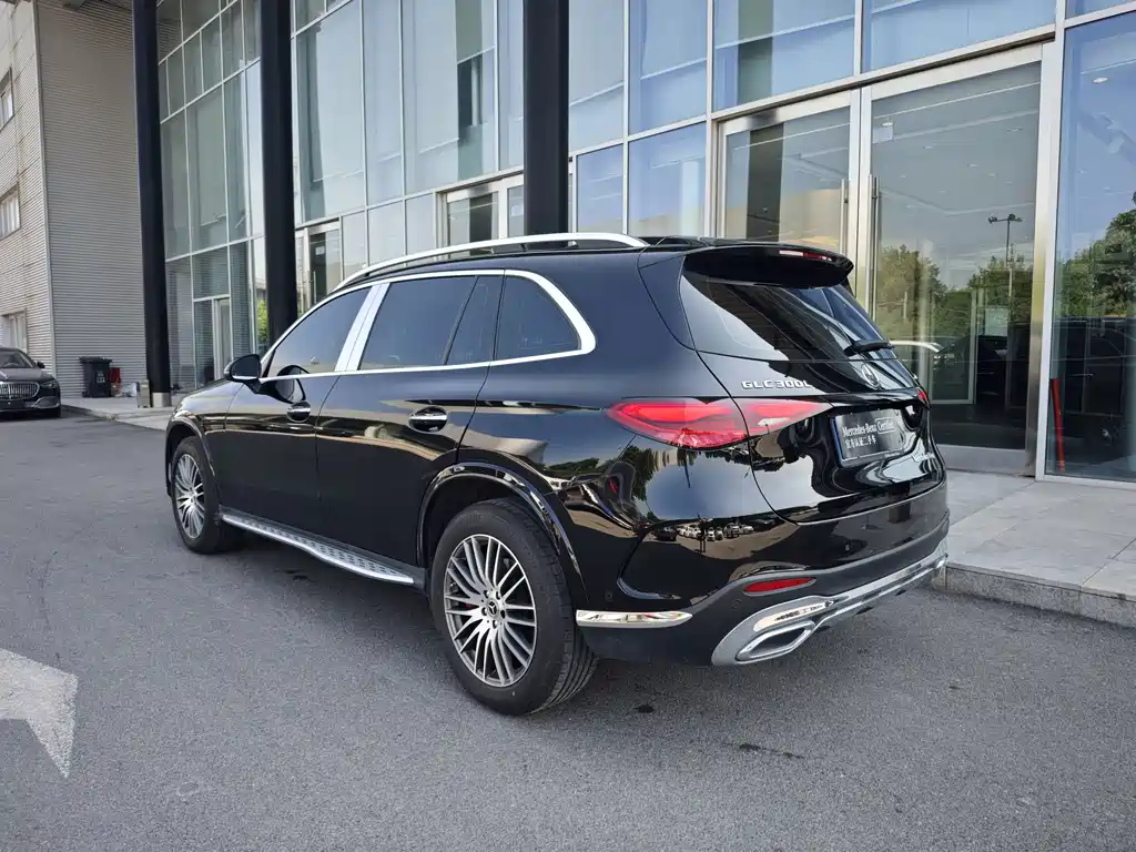 Mercedes-Benz GLC 2024 GLC 300 L 4MATIC 5 мест