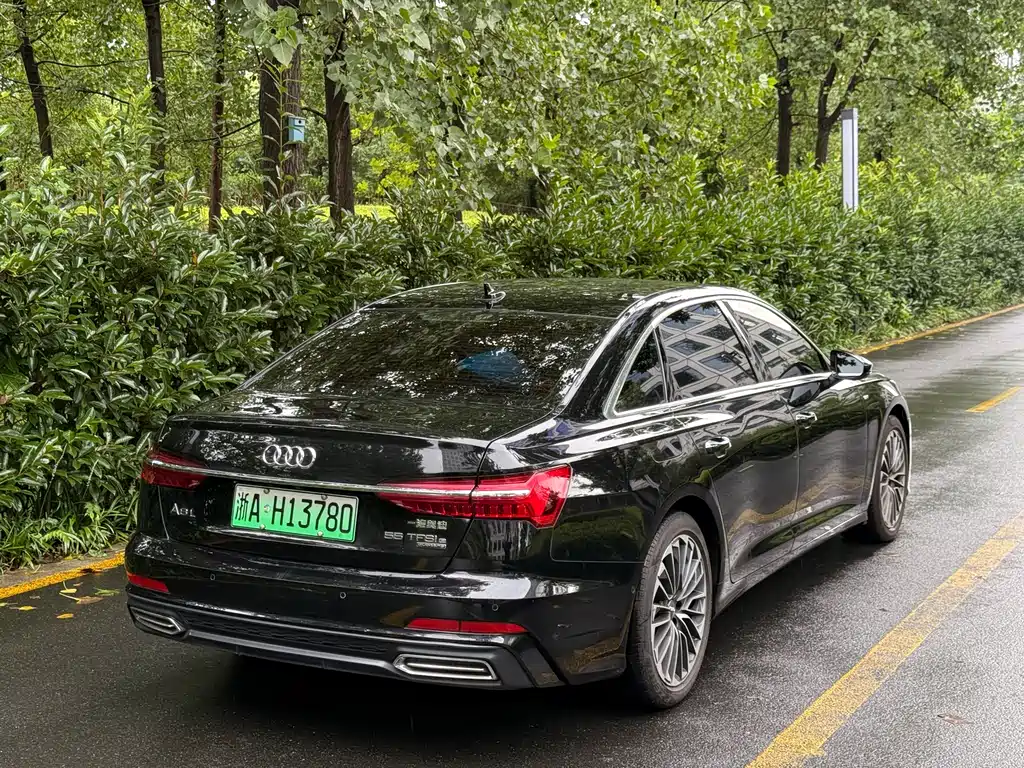 Audi A6L 2020 55 TFSI e quattro