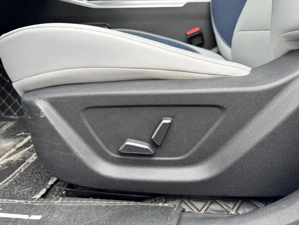 GEELY AUTOMOBILE EMGRAND