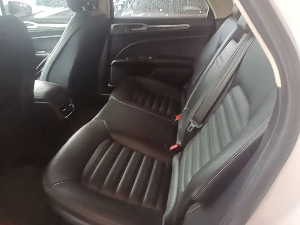 Ford Mondeo New Energy — миниатюра 17