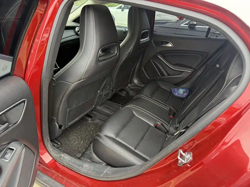 Mercedes-Benz GLA — миниатюра 5