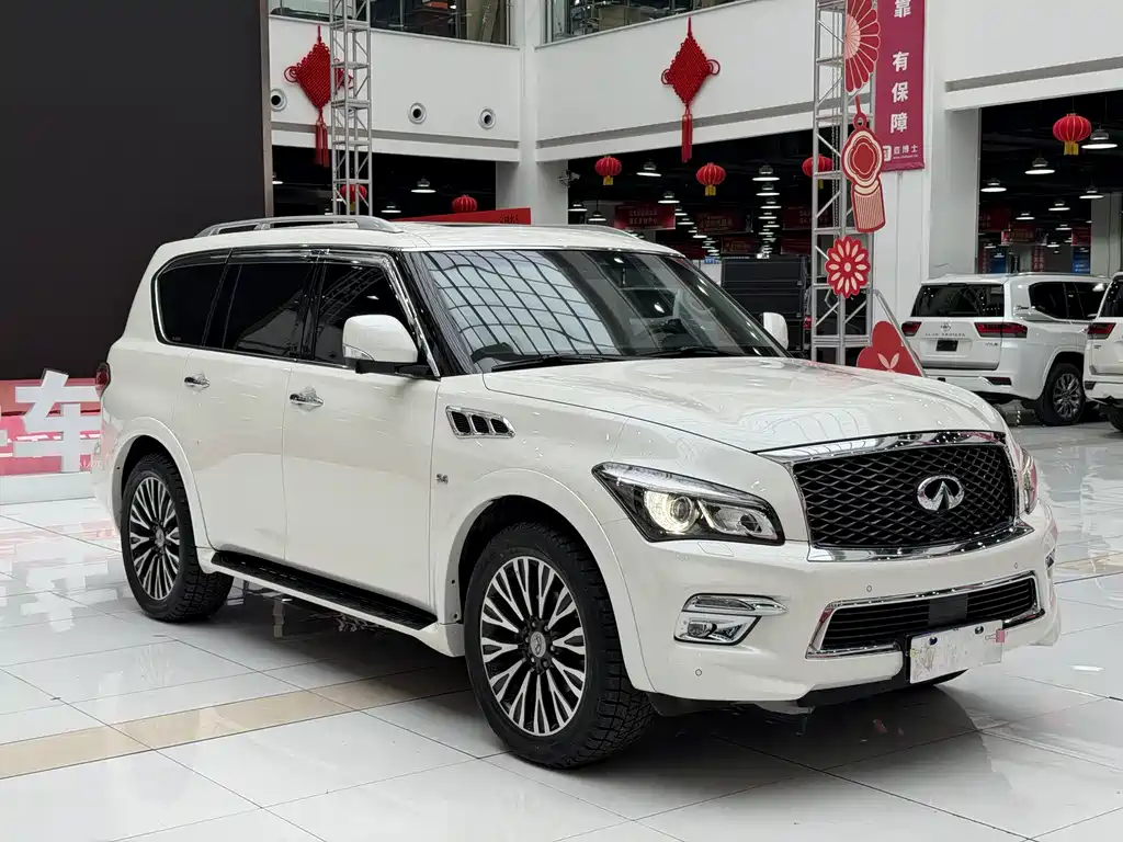 Infiniti QX80 2016 5.6L 4WD
