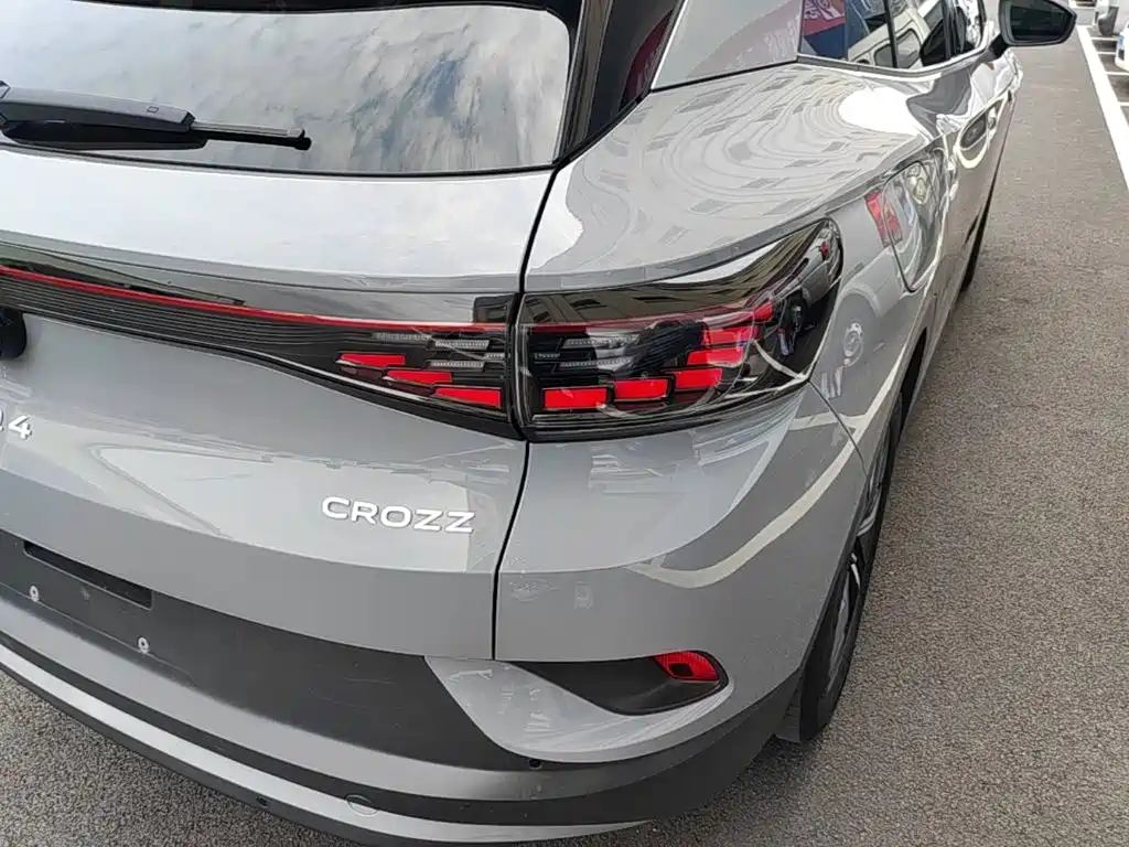 Volkswagen ID.4 Crozz — миниатюра 8