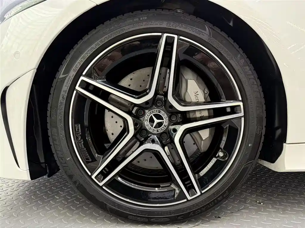 Mercedes-Benz CLS 2023 CLS 300 Luxury
