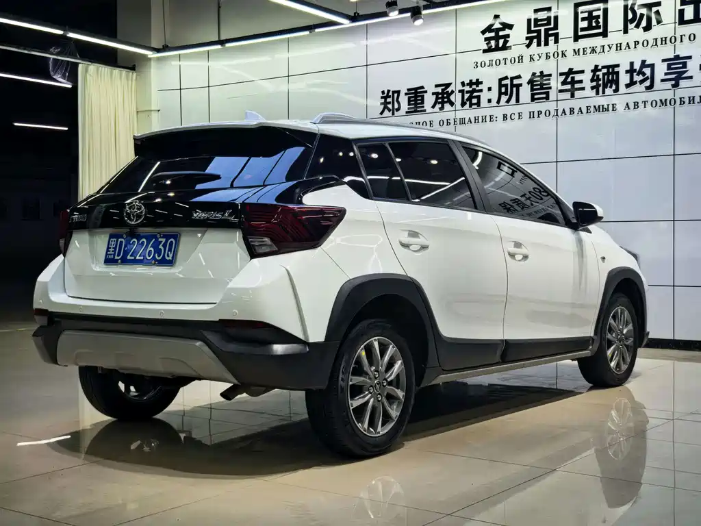 Toyota Yaris L — миниатюра 11