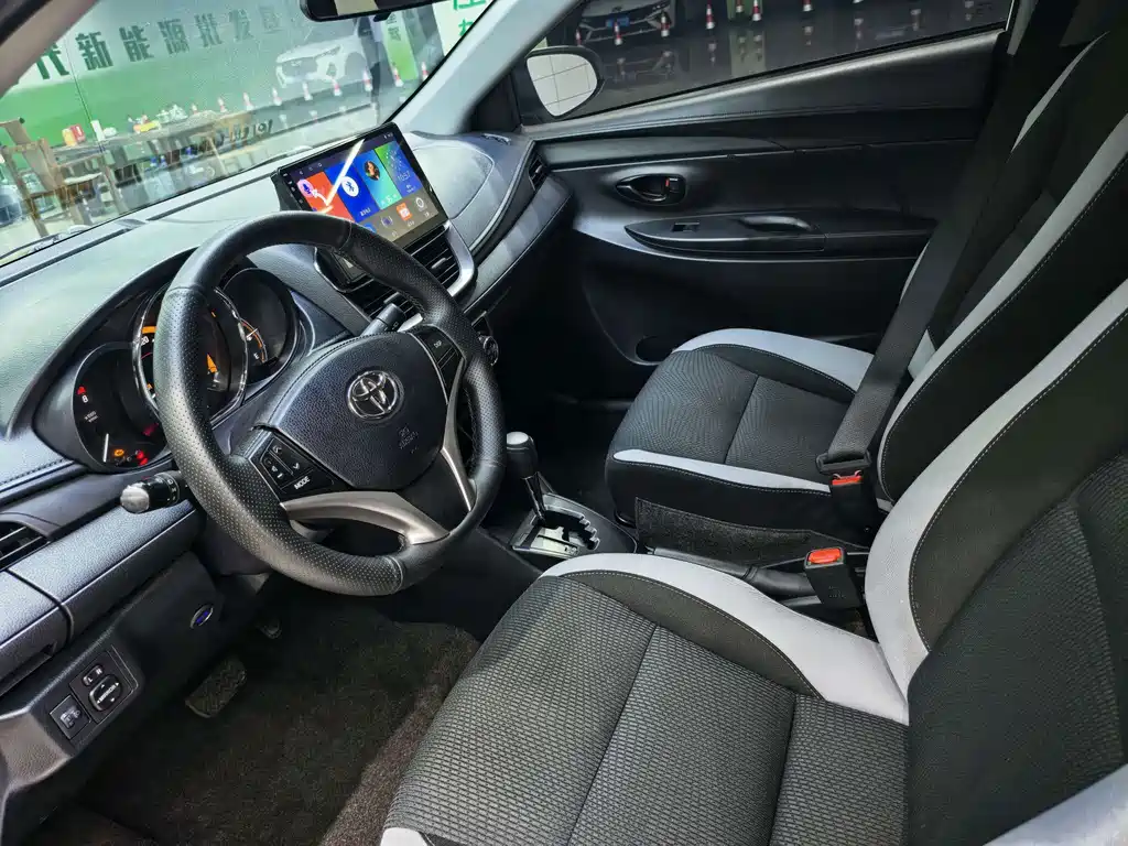 Toyota Yaris L — миниатюра 20