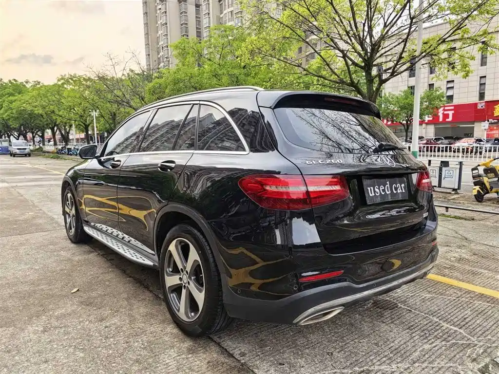 Mercedes-Benz GLC 2017 GLC 260 4MATIC Luxury