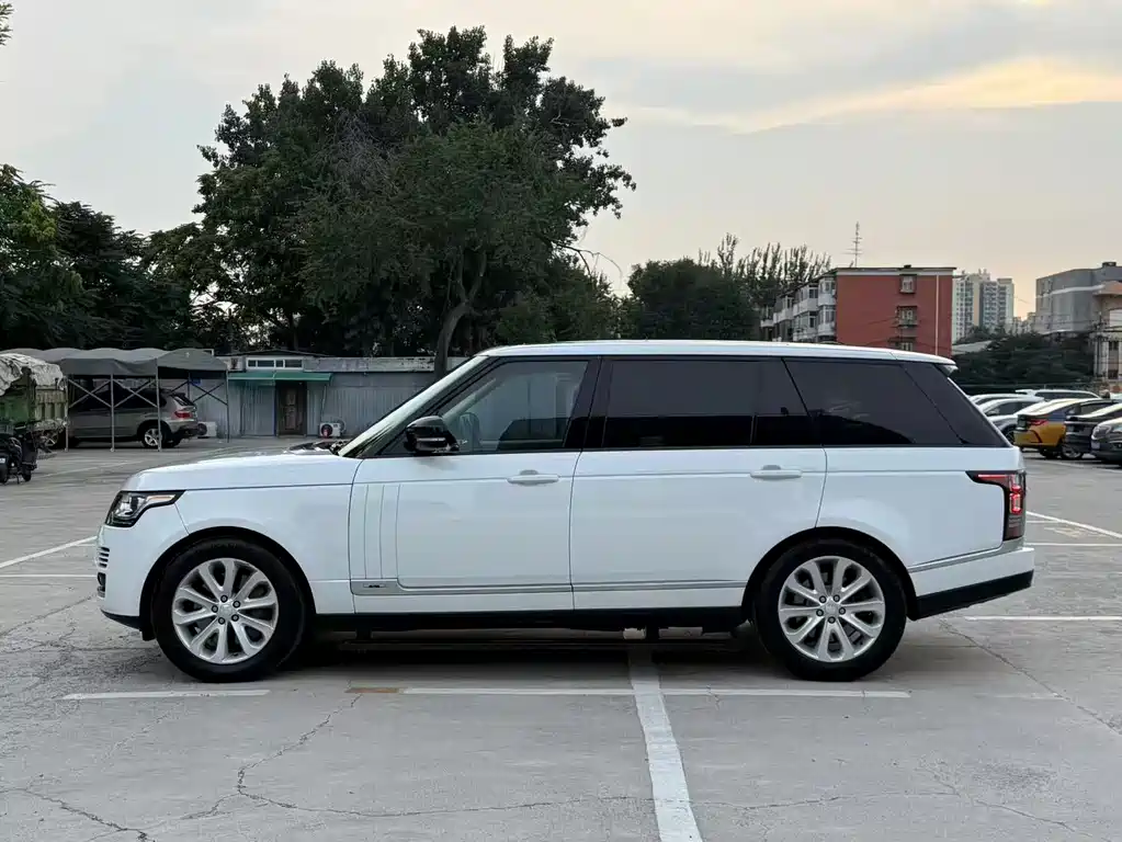 Land Rover Range Rover 2016 3.0 SC V6 Vogue Long Wheelbase
