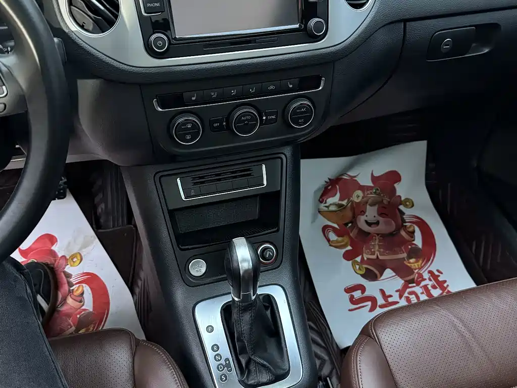Volkswagen Tiguan — миниатюра 12