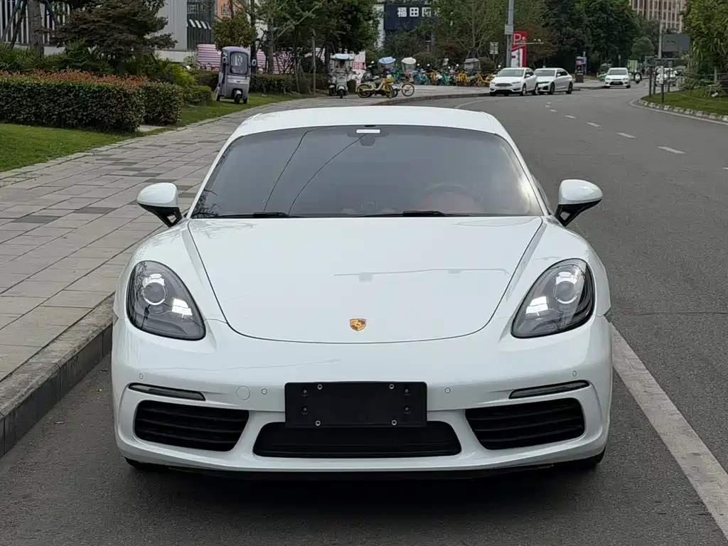 Porsche 718 2018 Cayman 2.0T