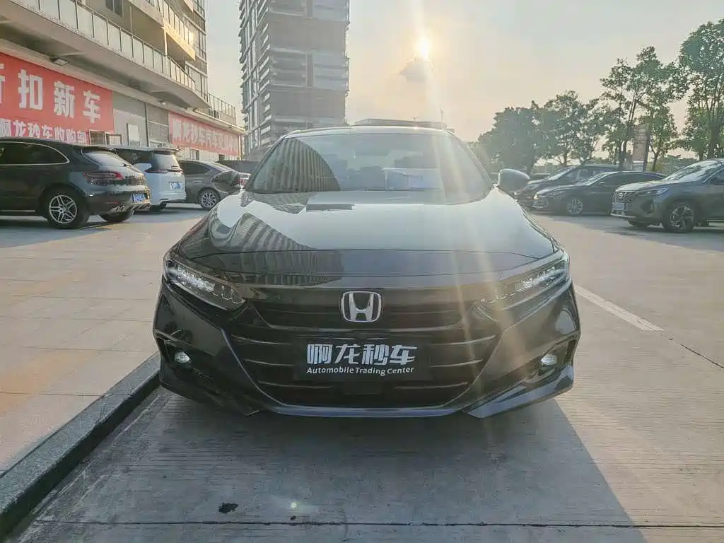 Honda Accord — миниатюра 2