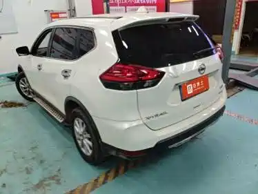 Nissan X-Trail — миниатюра 4