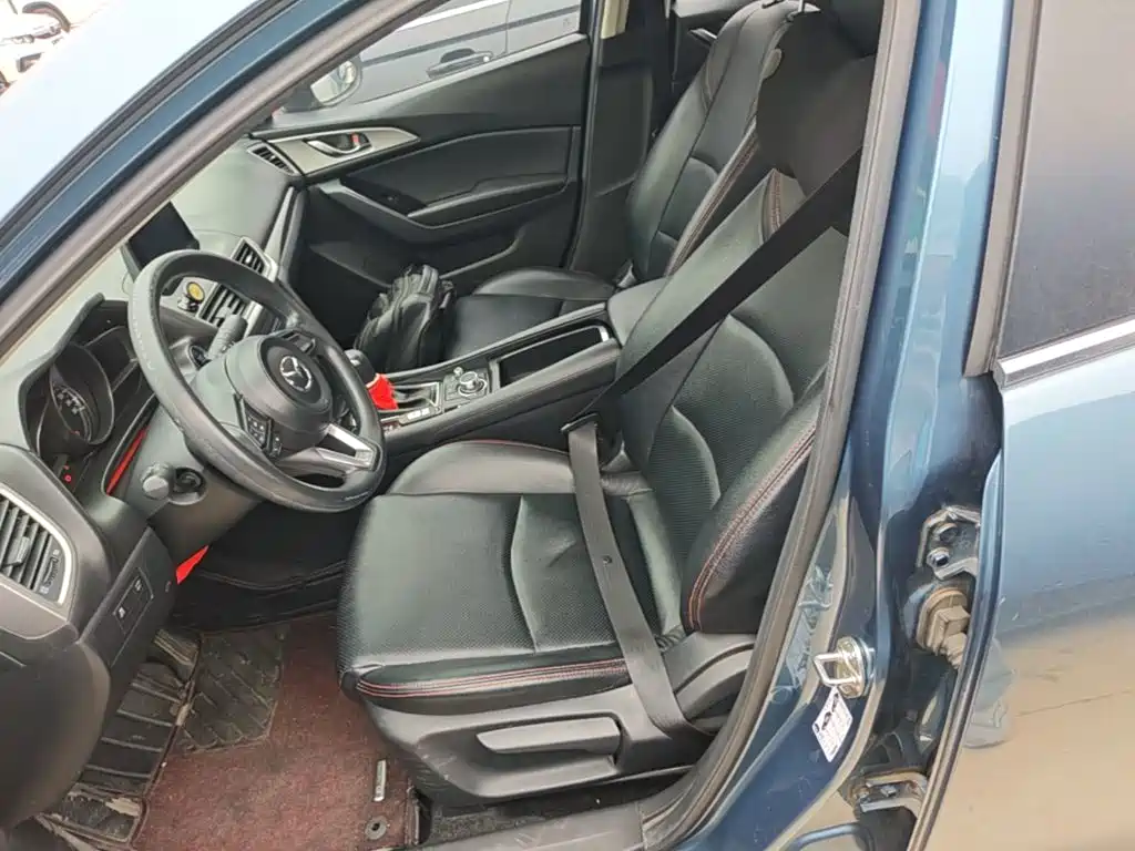 Mazda 3 Axela — миниатюра 15