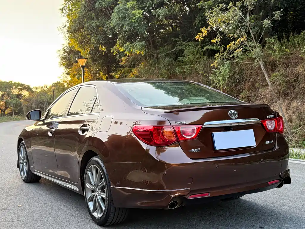 Toyota Reiz 2012 2.5V