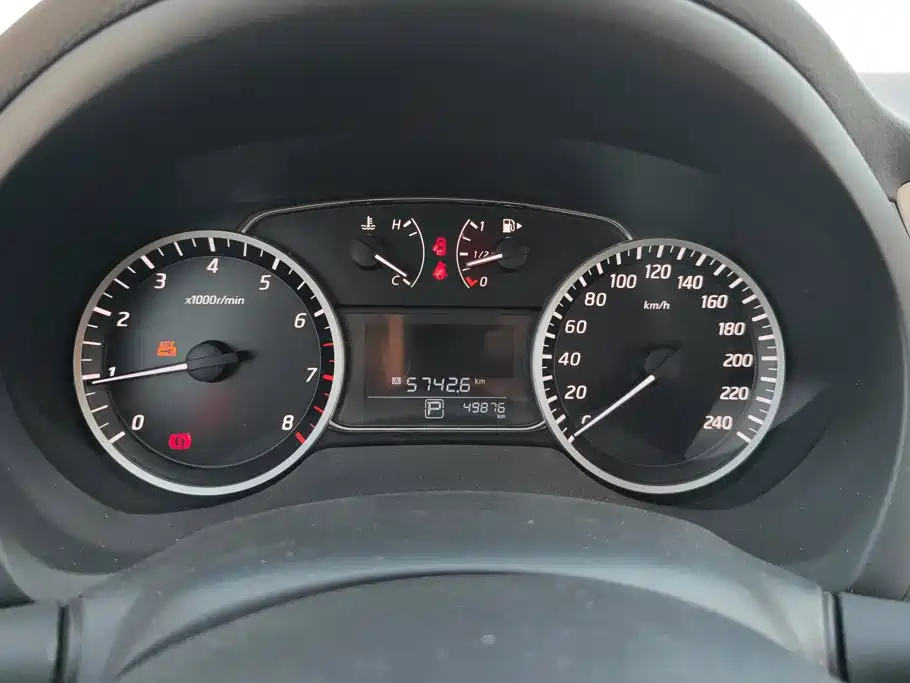 Nissan Sylphy — миниатюра 14